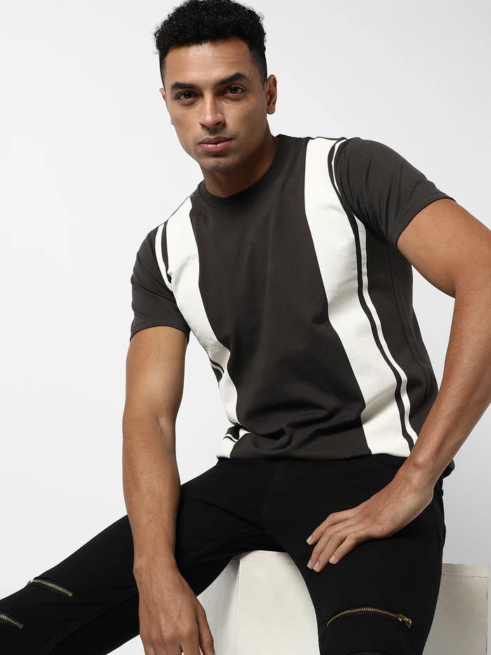 BOLD HORIZON COLOURBLOCK T-SHIRT