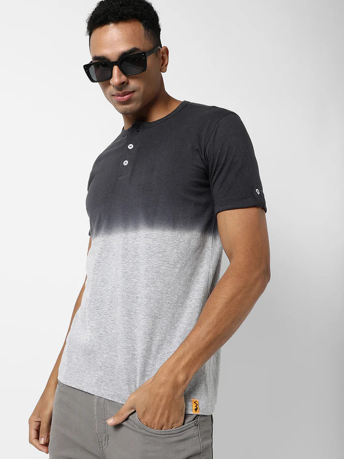 VIBRANT EDGE COLOURBLOCK T-SHIRT