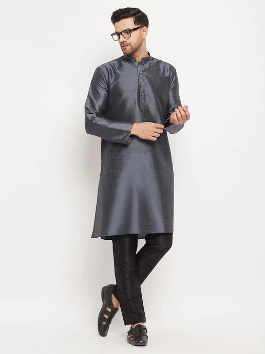 MEN'S GREY COTTON SILK BLEND KURTA AND BLACK PANT STYLE PYJAMA SET